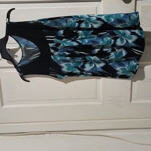 Ladies sleeveless blouse